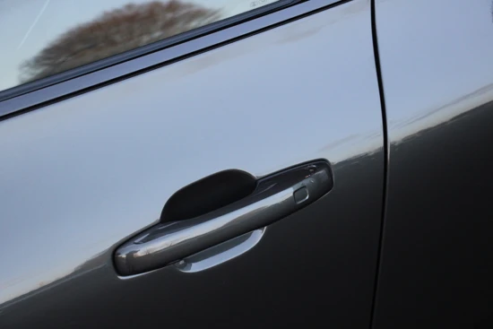 Volvo XC60 Recharge T8 AWD R-Design | Bowers&Wilkins | Luchtvering | 360º Camera | Trekhaak | Memory Seats | 22" velgen