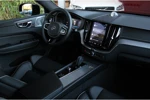 Volvo XC60 Recharge T8 AWD R-Design | Bowers&Wilkins | Luchtvering | 360º Camera | Trekhaak | Memory Seats | 22