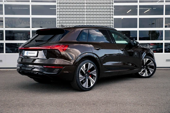 Audi Q8 e-tron 55 quattro 408 1AT S edition