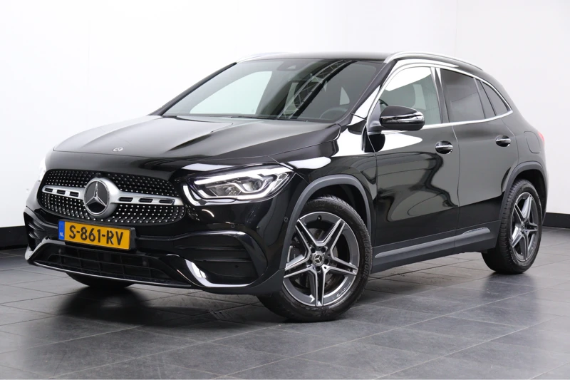 Mercedes-Benz GLA 200 AMG Line