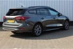 Ford Focus Wagon 1.0 EcoBoost 125pk Hybrid ST Line | GROOT SCHERM | STOEL/STUUR & VOORRUITVERWARMING | PARKEERCAMERA | ETC