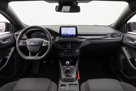 Ford Focus 1.0EB ST Line WAGON | WINTERPACK | 18'' LMV | PRIVACY GLASS | NAVI | CRUISE CTRL |