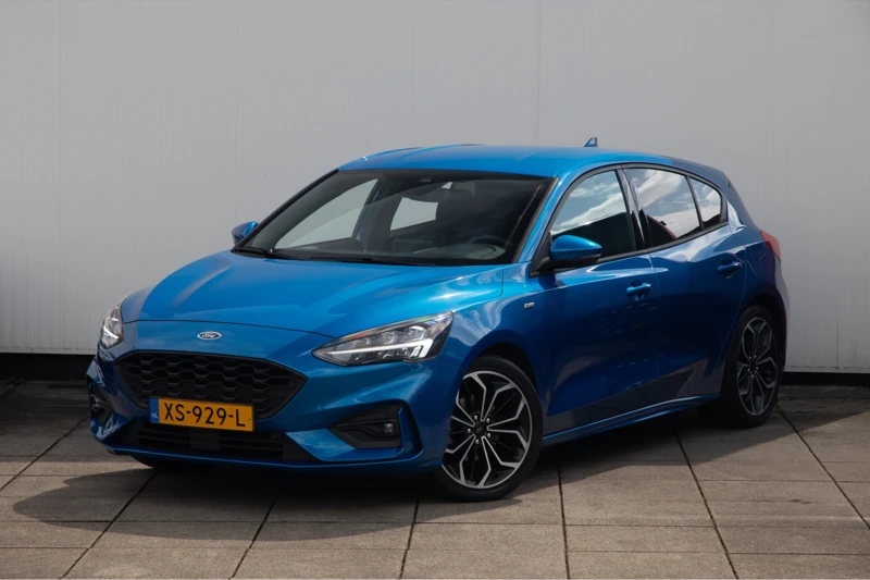 Ford Focus 1.0 EcoBoost ST Line Business | 18'' lm velgen | Led koplampen | Getint glas | Dealer onderhouden |