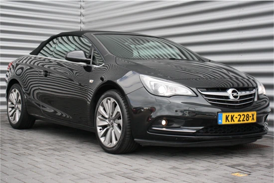 Opel Cascada 1.4 TURBO 140PK INNOVATION+ / NAVI / LEDER / CLIMA / LED / AGR / PDC / 19" LMV / CAMERA / UNIEK / WINTERPAKKET / NIEUWSTAAT !!