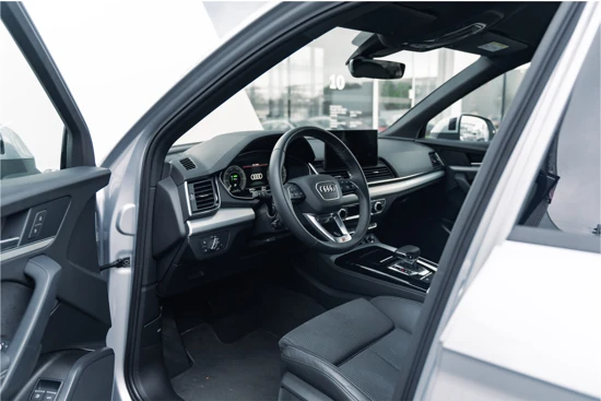 Audi Q5 55TFSIe 367PK S-Tronic S edition | Adaptive Cruise Control | Dodehoek Detectie | Matrix LED | 21" Velgen | Comfortsleutel | Acht