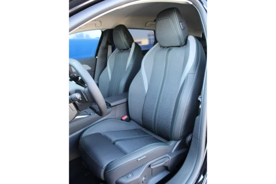 Peugeot 308 SW 1.6 HYbrid |Allure Pack Business | Adap. Cruise C. | Stuur + Stoelverwarming | Voorruitverw. | On board charger 7.4kW | AGR S