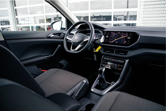 Volkswagen T-Cross 1.0 TSI 110pk Style | Navigatie | Cruise control | Carplay | PDC