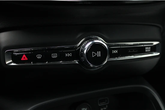 Volvo XC40 T4 Recharge Inscription | Leder | Camera | CarPlay | Keyless | Elektrische Achterklep |