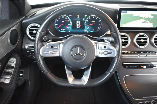 Mercedes-Benz C-Klasse 180 AMG Premium Pack AUT. | LEER | CAMERA | NAVI | LED | STOELVERW. | DIAMOND GRILL |