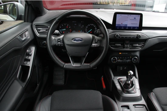 Ford Focus 1.0 EcoBoost 125pk ST-Line Business | Adaptive Cruise | BLIS | B&O audio | Schuifdak | Camera | Keyl
