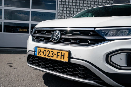 Volkswagen T-Roc 1.0 TSI Life 75 Edition | Navigatie | Camera | Cockpit Pro | 17"inch | Carplay
