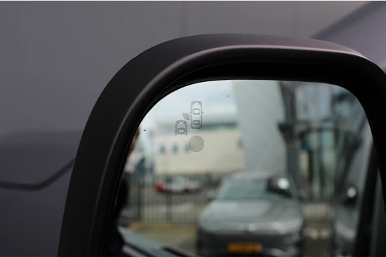 Citroën Jumpy 2.0 180pk M-Driver Automaat | 3-Zits | Climate | Camera | Keyless | Sidebars | NL Auto | Full - Led | Glaslook | Navigatie | 17"