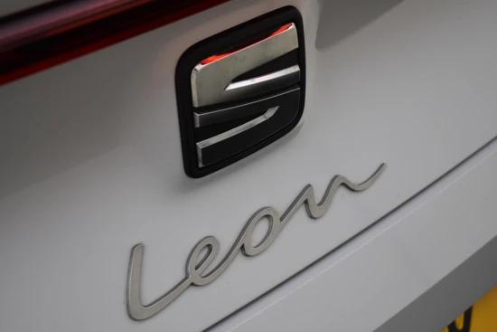 SEAT Leon 1.0 TSI 90Pk Reference | Fabrieksgarantie 2026 | Cruise Control | Climate Control | LED Koplampen | LED Achterlichten | 1e Eigen