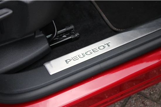 Peugeot 5008 SUV 1.6 PureTech 180pk EAT8 GT 7p