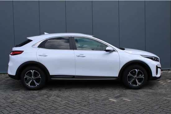 Kia Xceed 1.6 GDI PHEV 140pk Dynamic Plusline Automaat | Led | Leder | Climate | Camera | Keyless | Navigatie | Trekhaak | NL Auto | 16" L