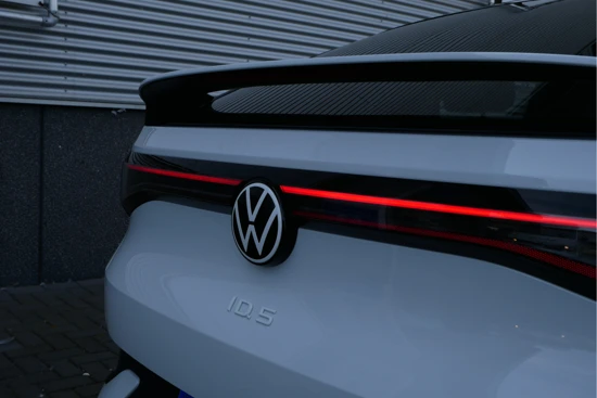 Volkswagen ID.5 Pro 77 kWh | Stoel + stuur verw. | ACC | Navi | Camera | Carplay |