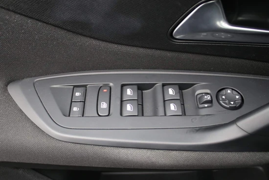Peugeot 308 SW Active Pack Business 1.2 110PK | Navigatie | Climate- en Cruise control | Keyless | Parkeersensoren |