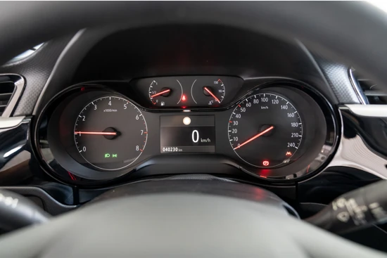 Opel Corsa 1.2 Edition | Airco | Parkeersensoren achter | Bluetooth | Cruise Control |