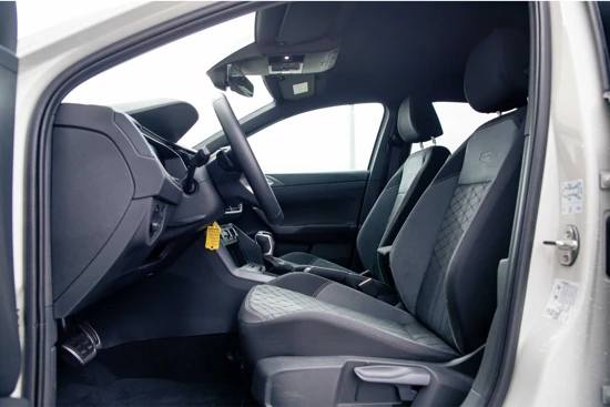 Volkswagen Taigo 1.0 TSI R-Line Business | Camera | Stoelverwarming | ACC | Apple Carplay