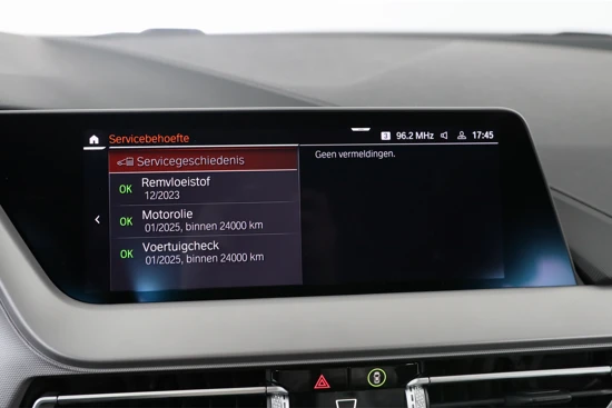 BMW 1 Serie 118i Executive Edition | 1e Eigenaar | Achteruitrijcamera | Led | Navigatie | Climate control | Parkeersensoren