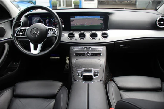 Mercedes-Benz E-Klasse 200 BUSINESS SOLUTION | 1E EIGENAAR! | NL-AUTO! | DEALER OH! | LEDEREN SPORTSTOELEN | STOELVERWARMING | DIGITAL COCKPIT | CAMERA