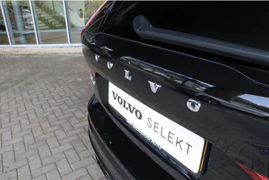 Volvo XC60 B5 R-Design Mild Hybrid | Google | 21 Inch | Trekhaak | Lederen Dashboard | Elektrisch Schuifdak | Elektrisch verstelbare voorst