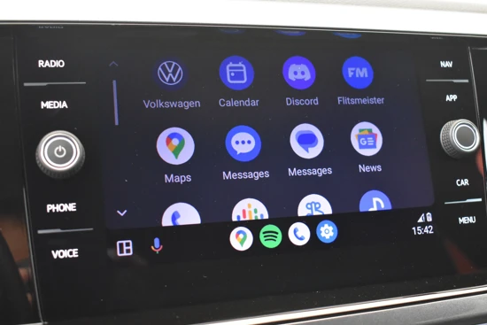 Volkswagen Polo 1.0 TSI 95pk Highline | 1e eigenaar | | Adaptief cruise control | Navigatie | Parkeersensoren v+a | App connect | Privacy glass|