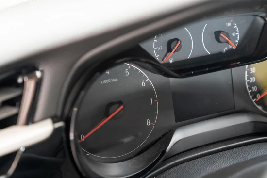 Opel Corsa 1.2 Turbo 100PK Edition | Camera | Stoel verwarming | Apple Carplay & Android Auto | PDC | Edition+ pakket | Airco |