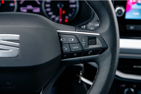 SEAT Arona FL Style 1.0 EcoTSI 95pk | Apple Carplay | Parkeersensoren | DAB | Lane Assist | Cruise Control