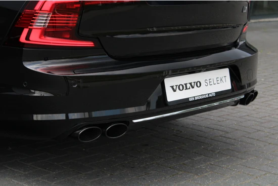 Volvo S90 T8 AWD Ultimate Dark Long Range | HEICO uitlaatsysteem | 21" | Luchtvering | Harman Kardon | 360° Camera | Schuifdak | Adaptive