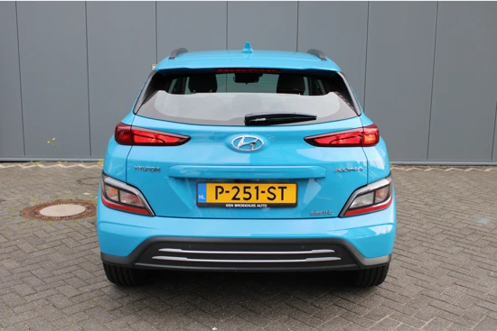 Hyundai KONA Electric 39 kWh 136pk Comfort Automaat | € 2.000,- Subsidie | Climate | Camera | Keyless | NL. Auto | Full Led | Navigatie | Krell Audio