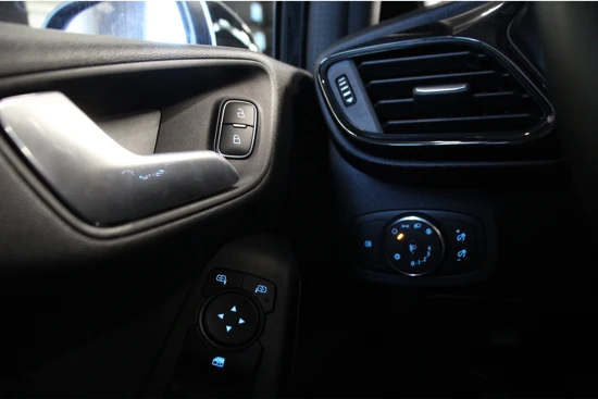 Ford Fiesta 1.0EB HYBRIDE ST-LINE | CLIMA | CRUISE | LED | NAVI APPLE CARPLAY & ANDROID AUTO | PARKEERSENSOREN | PRACHTIGE STAAT!
