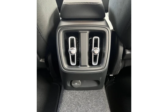 Volvo XC40 RECHARGE TWIN PLUS | PDC CAMERA | NUBUCK | BLIS | EL.BED.ACHTERKLEP