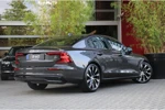 Volvo S60 B4 Plus Dark | Pilot Assist | Camera | Stuur- en stoelverwarming | Sportchassis | 20" velgen