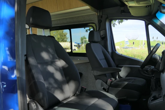 Mercedes-Benz Sprinter Sprinter Leaf Campervan | Luifel | Douche | Zonnepanelen | Vast bed | Carplay/ Android Auto