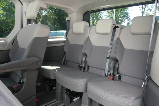 Volkswagen Multivan Style 1.4 eHybrid 218PK L1 | 7 PERSOONS | PANORAMADAK | ELECT. TREKHAAK | LED MATRIX |