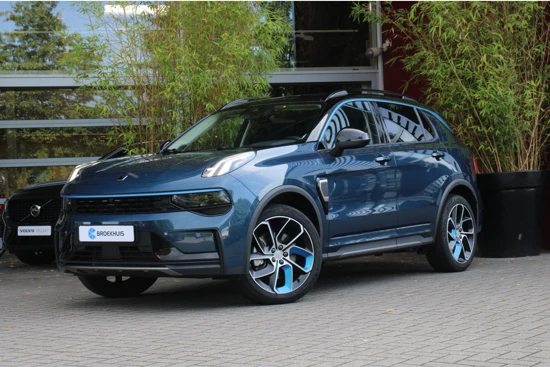 Lynk & Co 01 1.5 Plug-in Hybrid | Pilot Assist | 360º Camera | Schuifdak | Keyless | BLIS | Infinity Audio