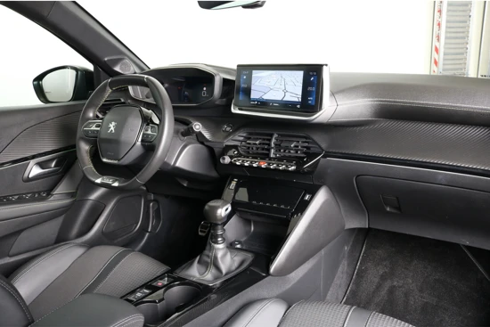 Peugeot 208 1.2 PureTech 110PK GT-Line | Navi | Adaptive Cruise | Clima | Stoelverwarming | Keyless | Parkeersen