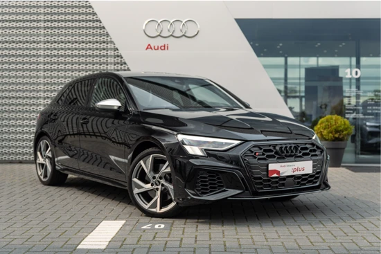 Audi S3 2.0TFSI 310PK S-Tronic quattro | Panoramdak | Achteruitrijcamera | Adaptive Cruise Control | Matrix LED | Bang & Olufsen | Elekt