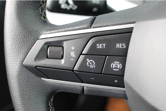 SEAT Ibiza 1.0 TSI 95 PK Style | Climate C. | Cruise C. | DAB | Apple Car Play | LED | LMV | Park Assist | Lane Assis