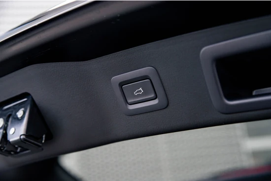 Mazda CX-5 2.0 SkyActiv-G 165 Newground | Automaat | Camera 360 | Trekhaak | Stoelverwarming
