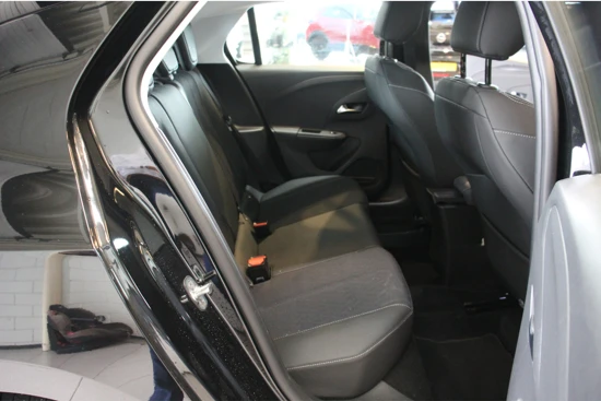 Opel Corsa Electric Elegance 50 kWh / 3 fase / achteruitrijcamera / buitenspiegels elektrisch inklapbaar / dodehoek detectie / keyless entry , navig