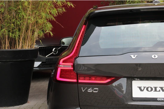 Volvo V60 B4 198pk Plus Dark | Trekhaak | 360 Camera | Adaptive Cruise | Memory Seats | Harman/Kardon | Climate Pack