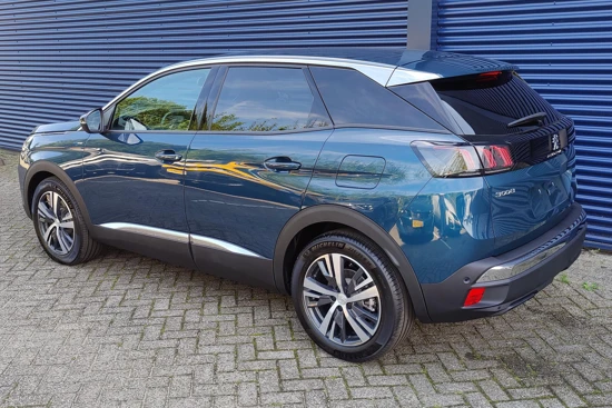 Peugeot 3008 1.6 HYbrid 225 Active Pack Business