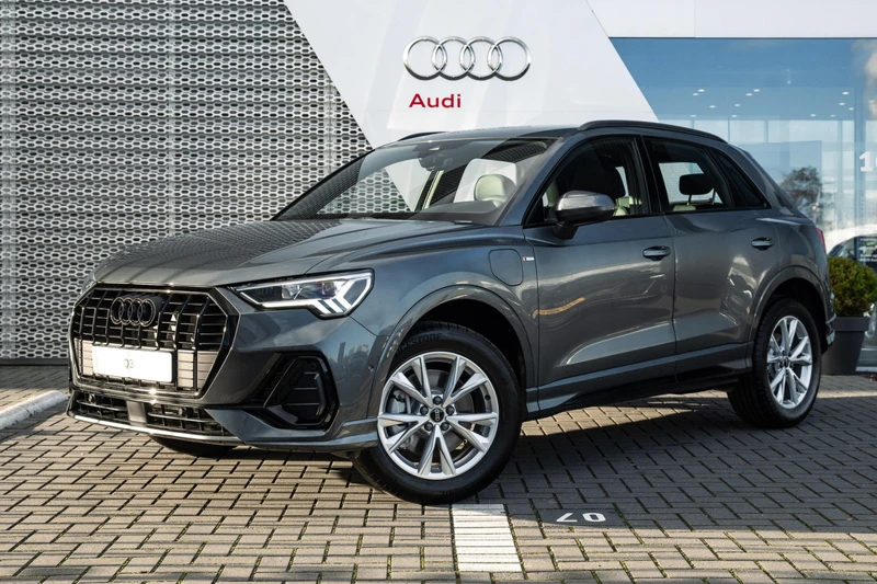 Audi Q3 45 TFSI e 245 S tronic S edition