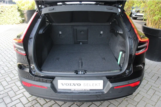 Volvo C40 Recharge Single Motor Ultimate | 360 Camera | Panoramadak | Harman/Kardon | Keyless | 20" velgen