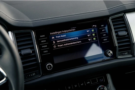 Škoda Kodiaq 1.5 TSI Business Edition 7p. | Automaat | Navigatie | Carplay | Camera | Cruise control
