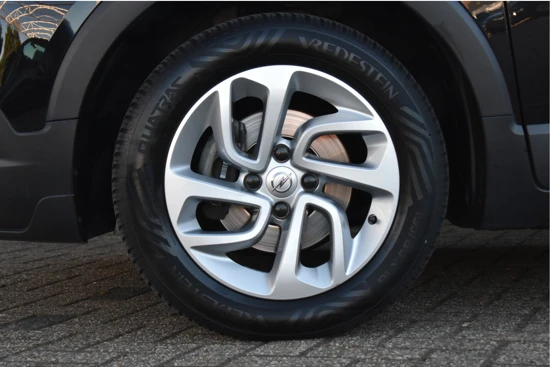 Opel Crossland X 1.2 Turbo Innovation 110pk | Navigatie | Climate Control | Parkeersensoren achter | Keyless Entry/Start | 16" LMV | Dealeronderh