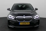 BMW 1 Serie 118i Model M Sport | 135Pk | Navigatie | DAB | 17'' Lichtmetaal | Digitaal Display | LED | Bluetooth