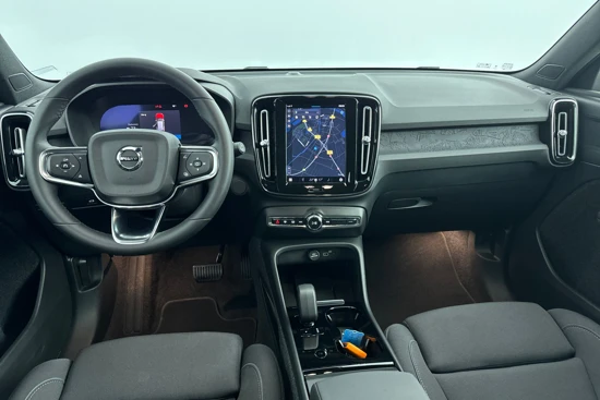 Volvo XC40 RECHARGE SINGLE PLUS | CLIMATE LINE | PDC CAMERA | GETINT GLAS | EL.BED.ACHTERKLEP